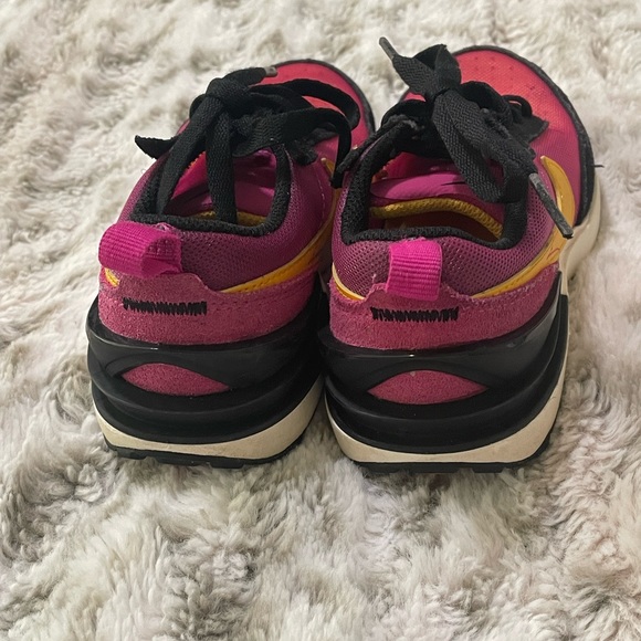Kids Nike Waffle One Fuschia - Picture 3 of 6